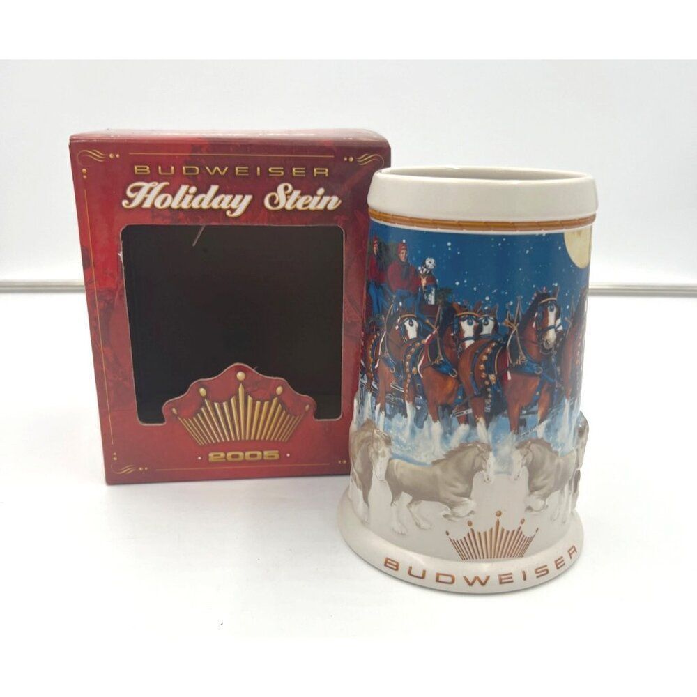 Budweiser 2005 Holiday Stein With Clydesdales Raised Design Box & COA